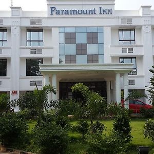 Paramount Inn